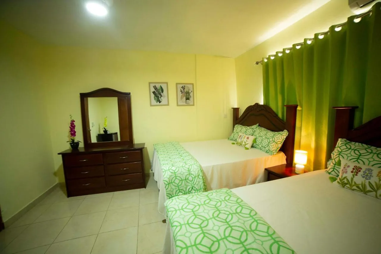 Hotel Enrique I Gazcue, Bed And Breakfast Santo Domingo Dominican Republic