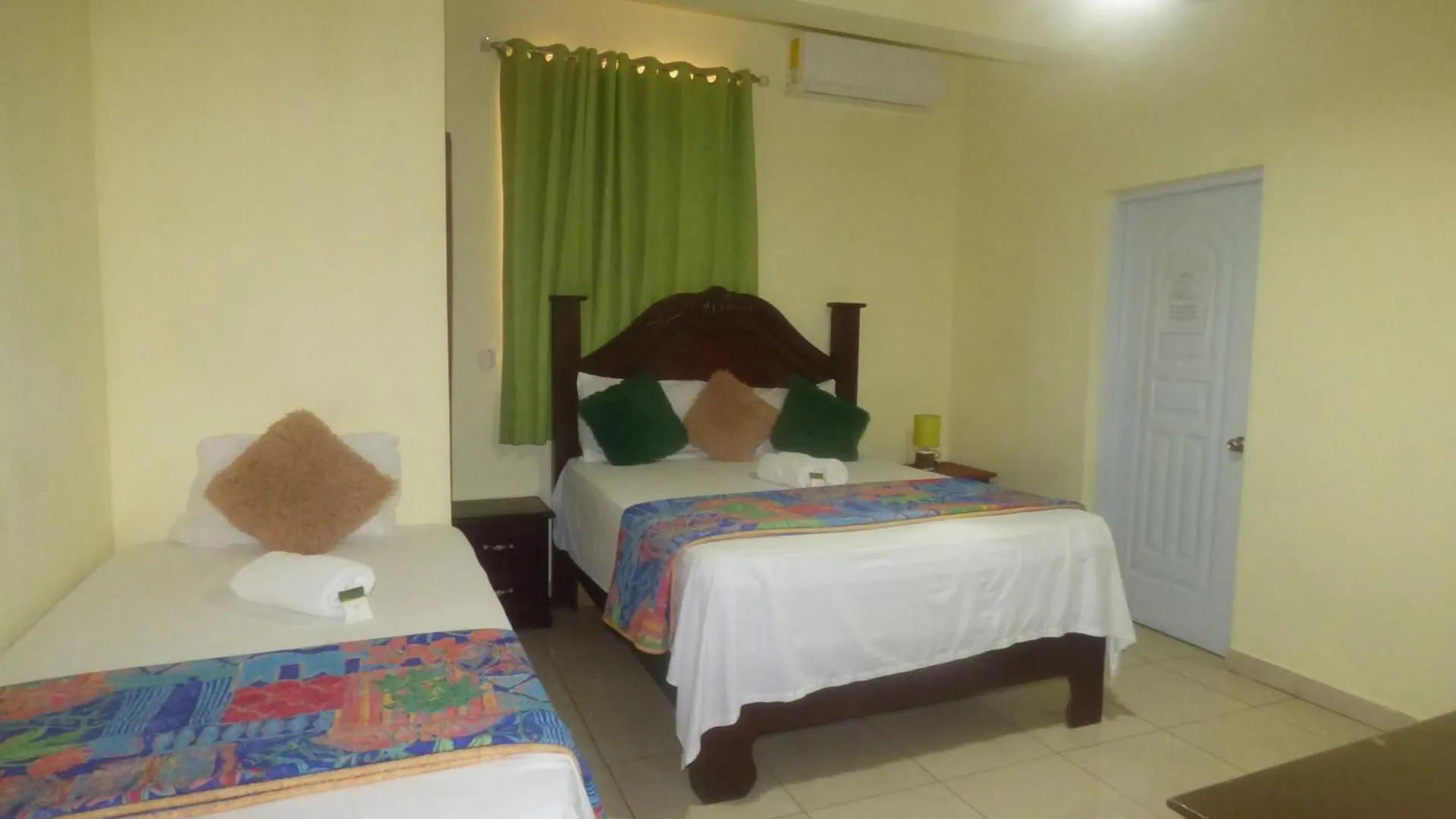 Hotel Enrique I Gazcue, Bed And Breakfast Santo Domingo Dominican Republic