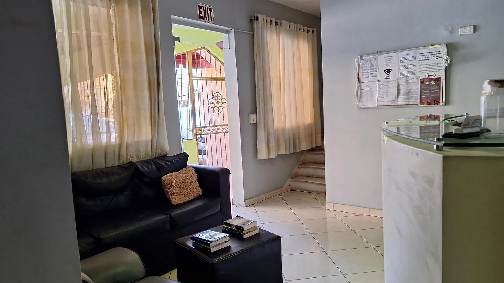 Ostello Hotel Enrique I Gazcue, Bed And Breakfast Santo Domingo