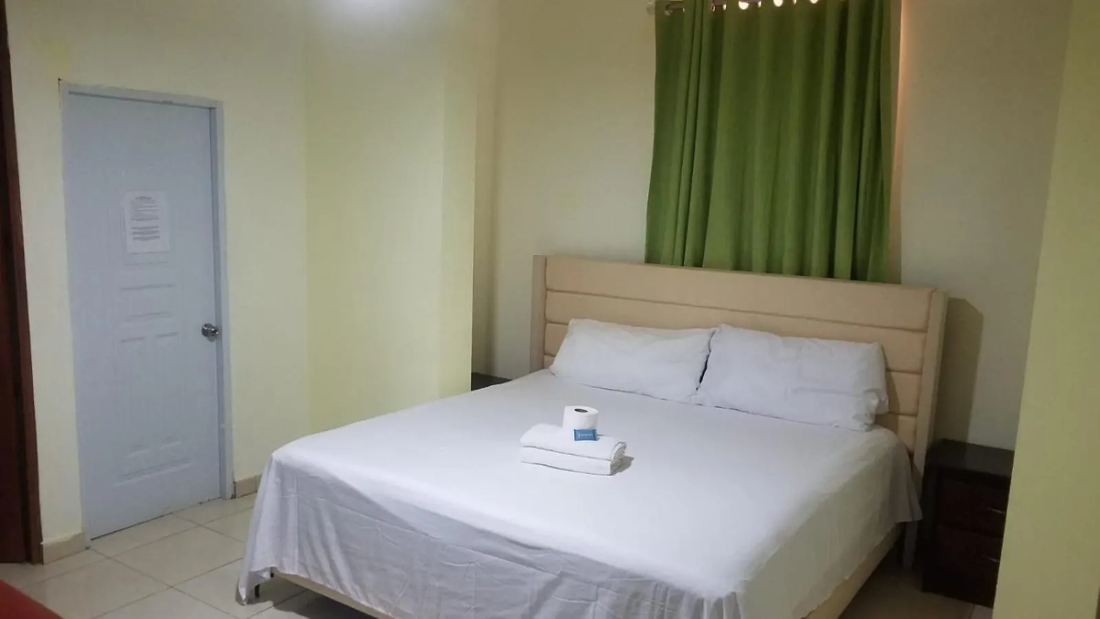 Hotel Enrique I Gazcue, Bed And Breakfast Santo Domingo Ostello