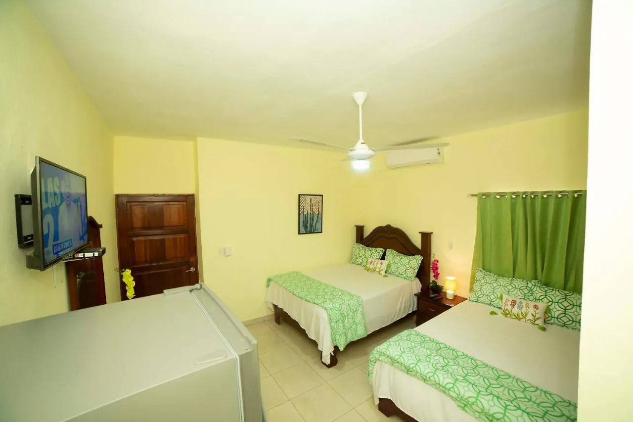 Hotel Enrique I Gazcue, Bed And Breakfast 聖多明哥