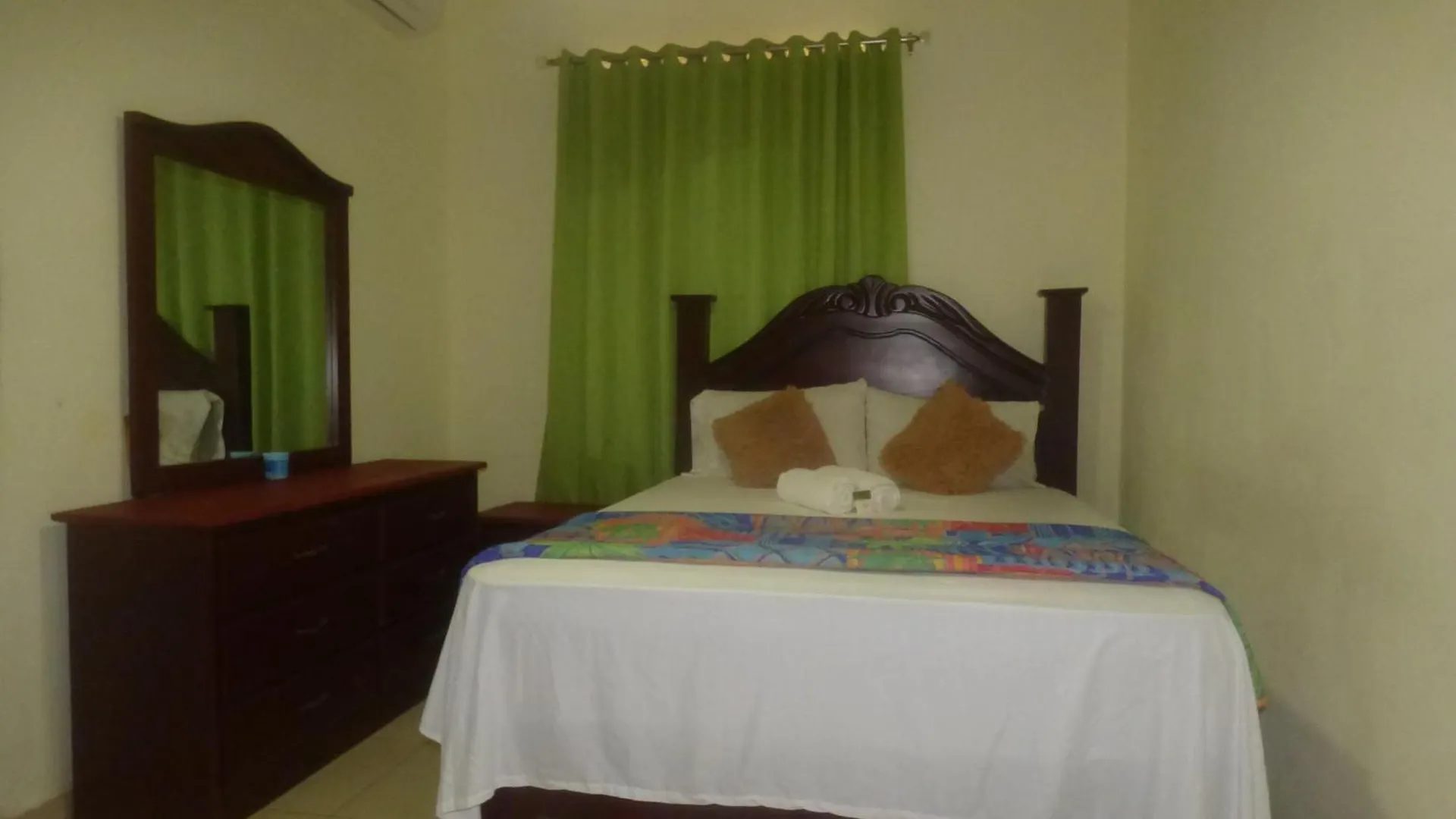 Hotel Enrique I Gazcue, Bed And Breakfast 聖多明哥 旅馆