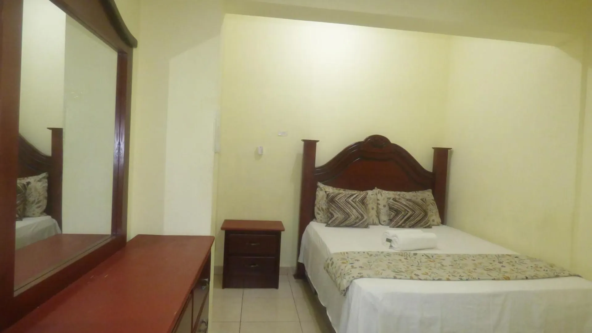 Hotel Enrique I Gazcue, Bed And Breakfast 聖多明哥 旅馆